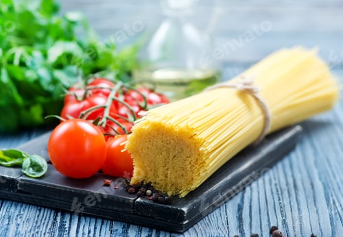 Preview: pasta and tomato