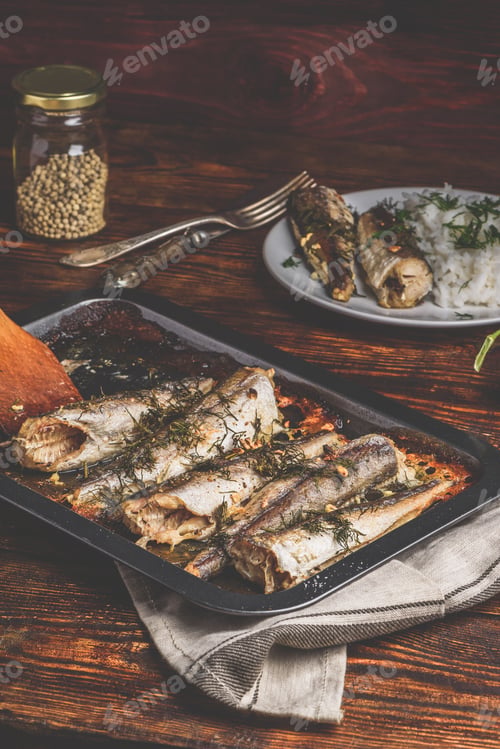 Preview: Baked fish carcasses on baking sheet