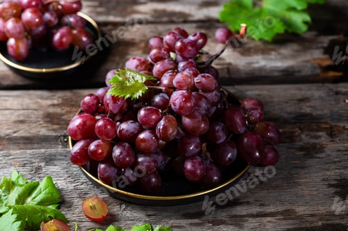 Preview: Pink grape