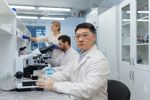 Preview: A group of young medical students and scientists are studying in the laboratory of the university