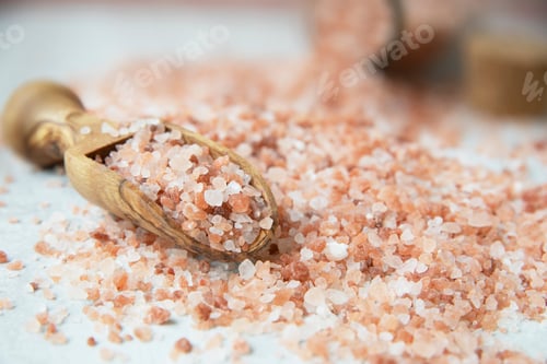 Preview: Pink Salt in Scoop