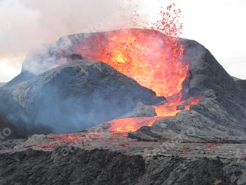 Preview: Shot of lava erupting at the volcano - Natural disaster