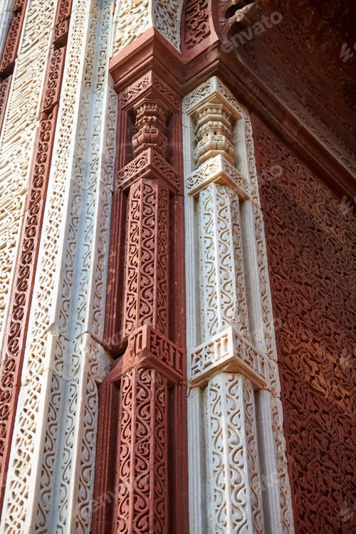 Preview: Wall decorative patterns of Qutb complex in South Delhi, India, close up ancient bas relief