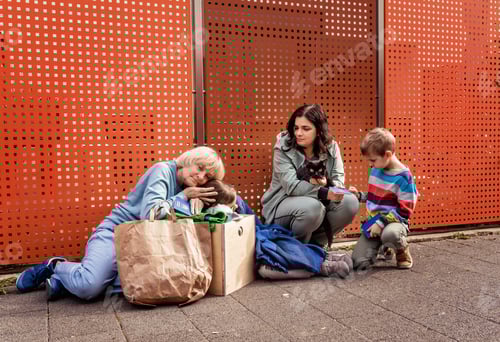 Preview: Family of Ukrainian refugees who was forced to flee from Ukraine waiting for help in charity center