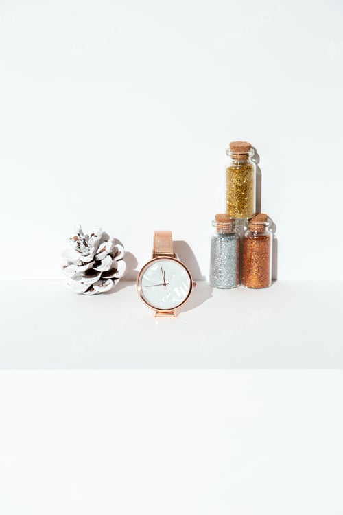 Preview: Watch, sequins