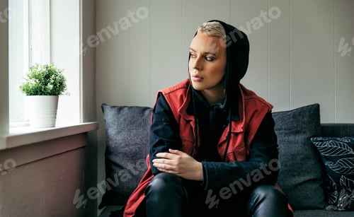 Preview: Beautiful young woman
