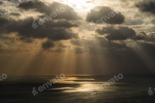 Preview: Sunlight on the ocean aerial