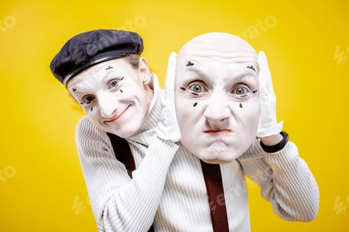 Preview: Pantomime with facial mask