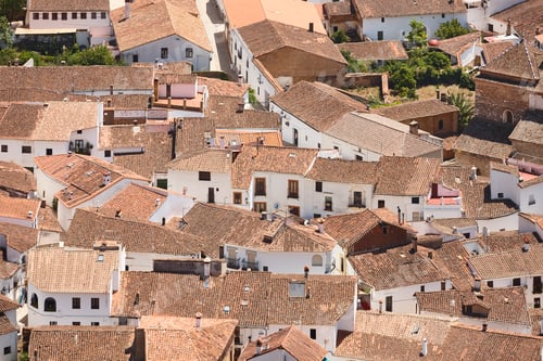 Preview: Spanish whitewashed facades and tile roofs. Aracena, Huelva. Extremadura