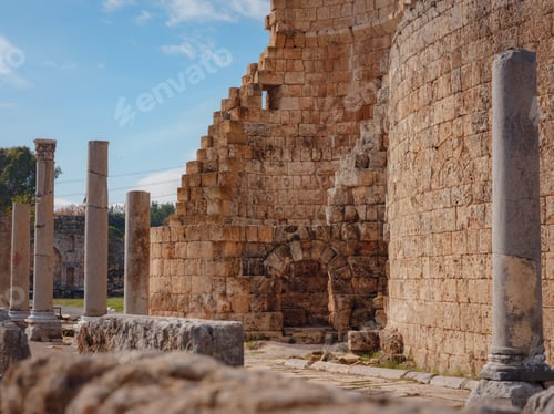 Preview: walk in Antalya Turkey on warm October afternoon, city Perge