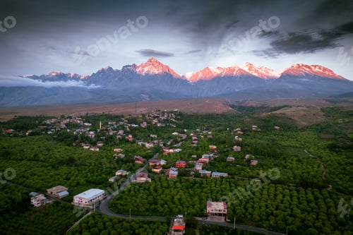 Preview: Aladaglar General view during spring, green grass and snowy peaks, mountain range in anatolia