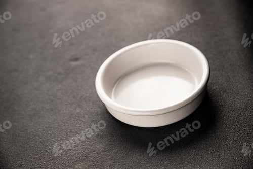Preview: White plate tableware empty dinnerware ready to serve dishes ready to serve dishes