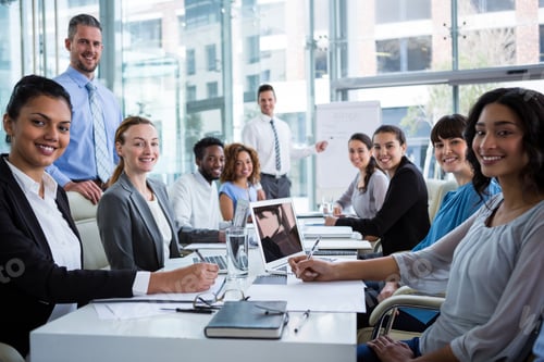 Preview: Businesspeople working in office