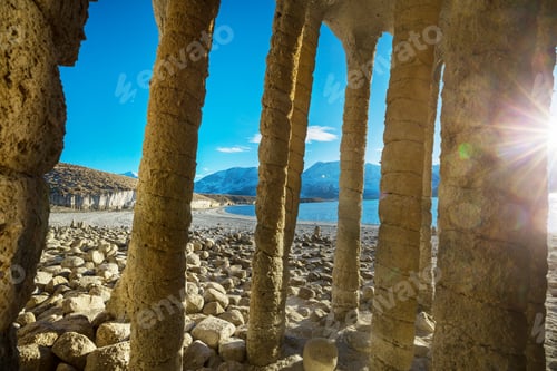 Preview: Crowley columns
