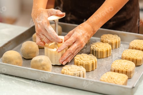 Preview: Mooncake