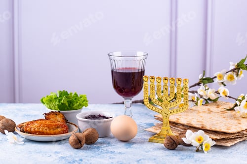 Preview: Traditional Passover Seder plate with symbolic foods. Symbolic of Jewish holiday Pesah.
