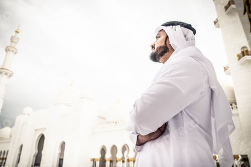 Preview: Arabic man at Sheikh Zayed mosque