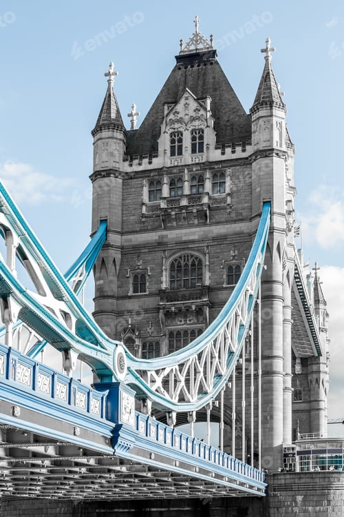 Preview: Tower Bridge