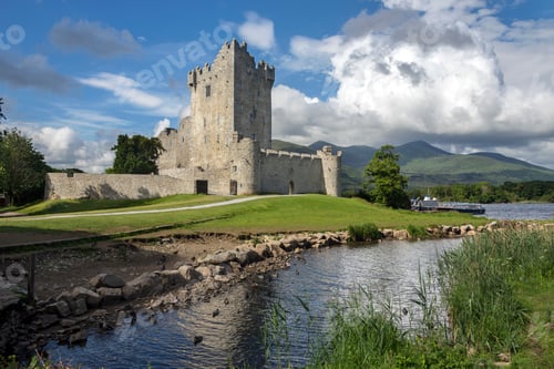 Preview: Ruins of Ross Castle - Killarney - Republic of Ireland