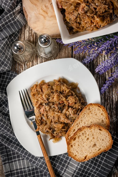 Preview: Bigos - sauerkraut stewed with meat, dried mushrooms and sausage.
