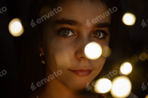 Preview: Portrait with bokeh light