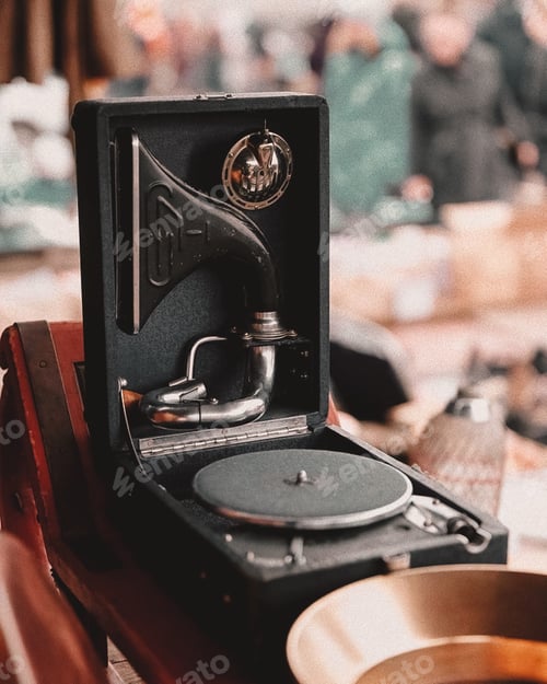 Preview: Vintage Phonograph Displayed with a Retro Aesthetic