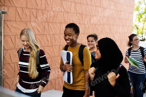 Preview: Students walking and talking togetherness