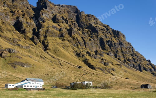 Preview: Farm in the mountains of Iceland
