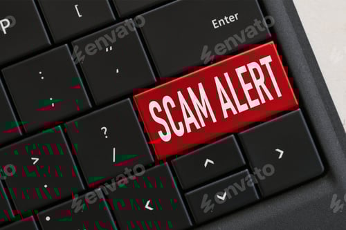 Preview: Concept - Computer Keyboard with red key that says SCAM ALERT, online dangers