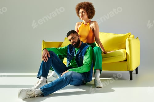 Preview: Vibrant friends: a yellow couch encounter