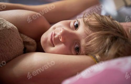 Preview: Cozy moment with a cherished teddy bear