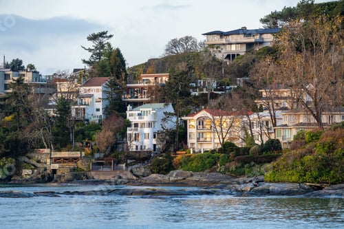 Preview: Scenic Coastal Homes on Vancouver Island, BC, Canada