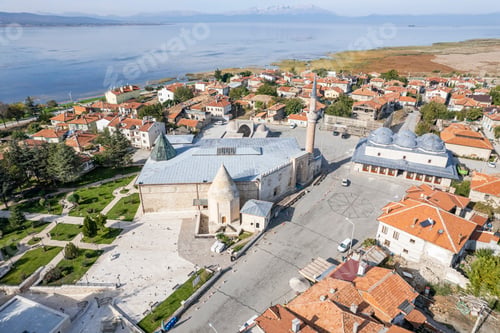 Preview: Drone photos of Konya Beyşehir historical Esrefoglu Mosque