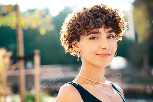 Preview: Beautiful hipster woman outdoors