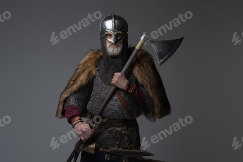 Preview: Northern old man warrior with axe and mail