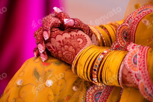 Preview: Henna reddish dye powdered leaves tree Egyptian Asian Indian Muslims Weddings