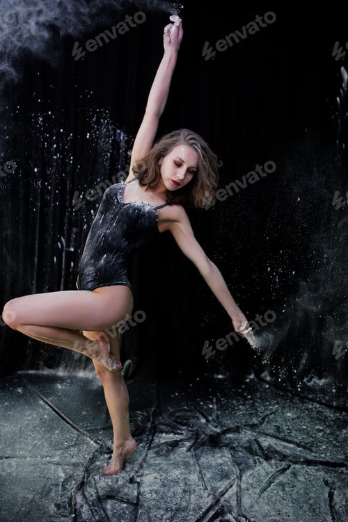 Preview: Girl dancer