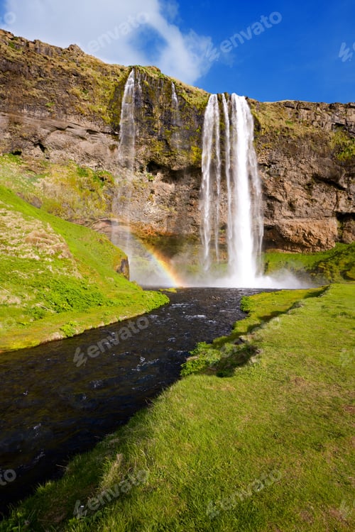 Preview: Beautiful Waterfall, Iceland