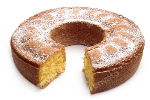 Preview: yoghurt cake with icing sugar