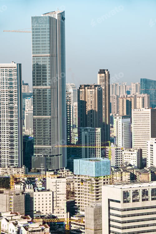 Preview: The clear sky, the magnificent skyscrapers on the Wuhan skyline have a modern appearance