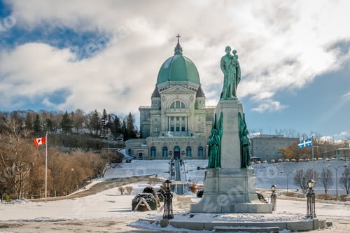 Preview: Saint Joseph Oratory with snow - Montreal, Quebec, Canada