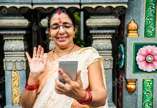 Preview: Indian people using mobile phone