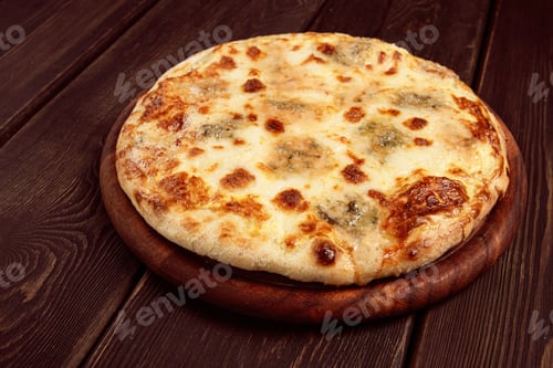 Preview: Freshly baked cheese pizza, with a golden crust and bubbling melted cheese, white pizza,
