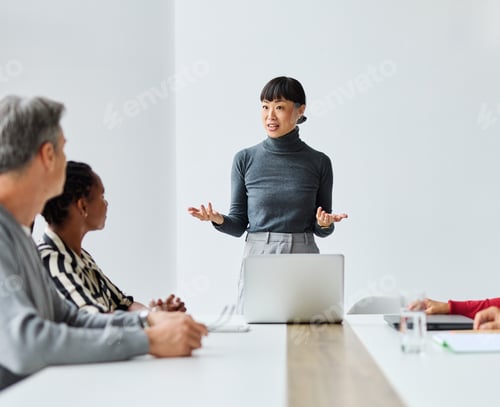 Preview: Young business people in the office