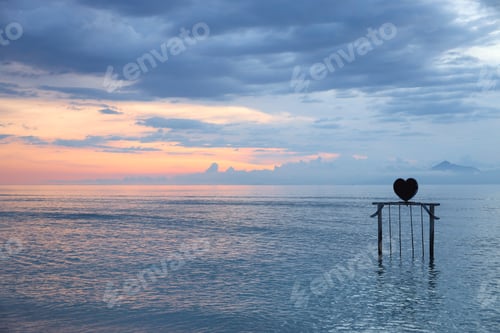 Preview: Romantic sunset beach