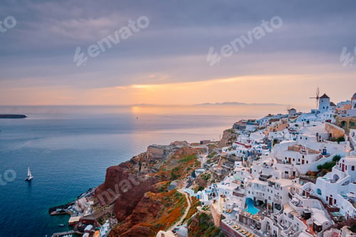 Preview: Famous greek tourist destination Oia, Santorini island , Greece