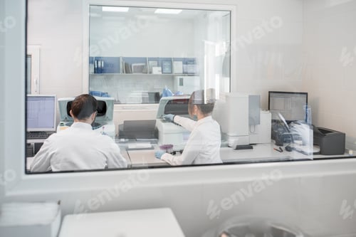 Preview: View through the glass on the laboratory