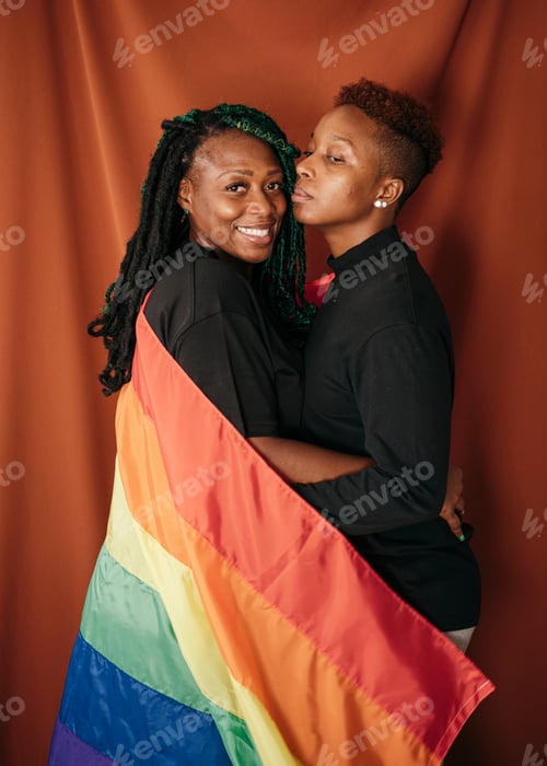 Preview: Lesbian couple love