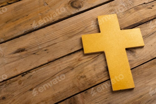 Preview: Composition of ash wednesday cross and copy space on wooden background