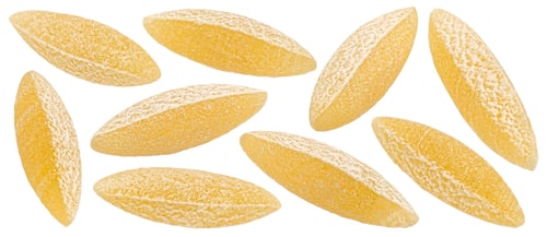 Preview: Orzo pasta grains isolated on white background, full depth of field